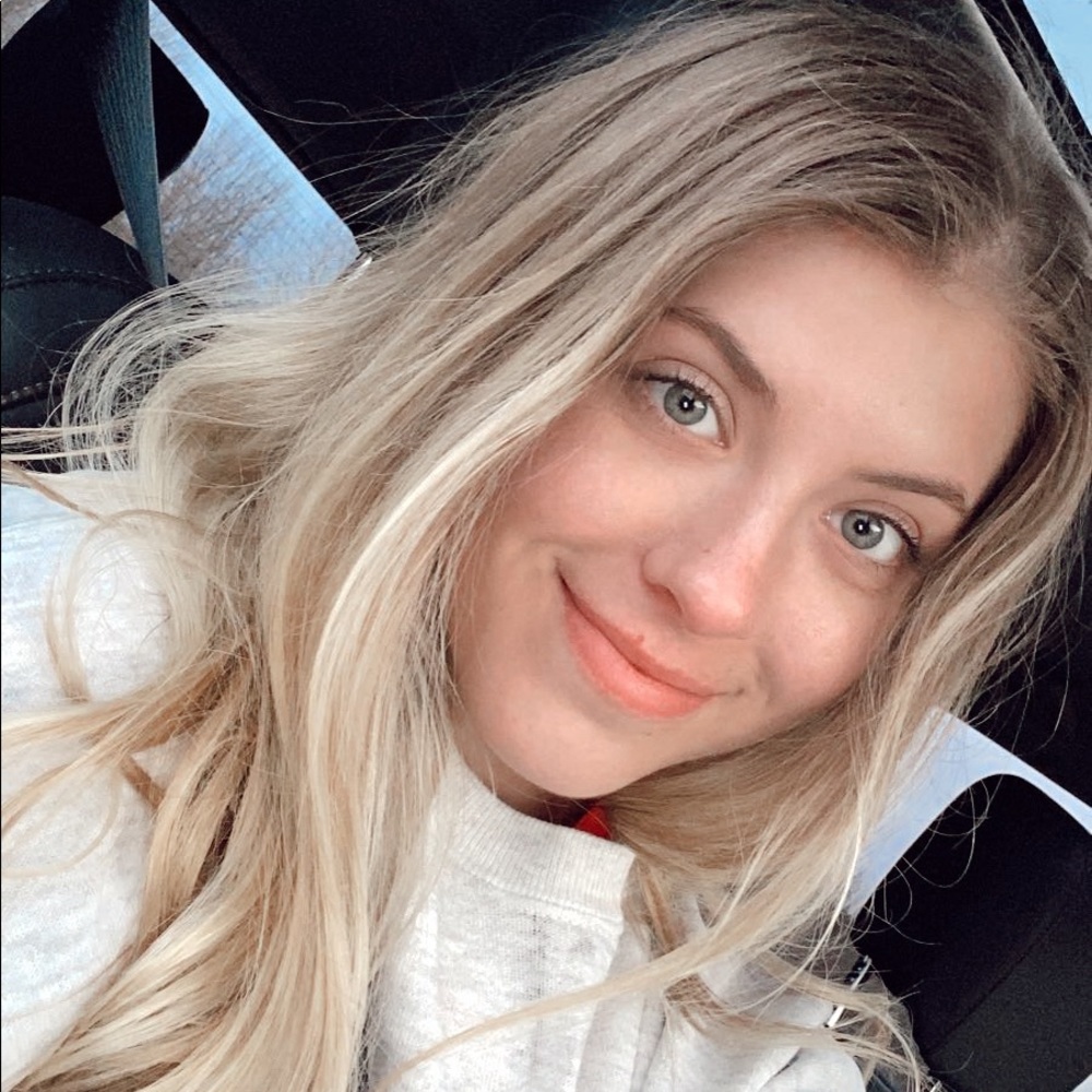 Meet your Posher, Emma